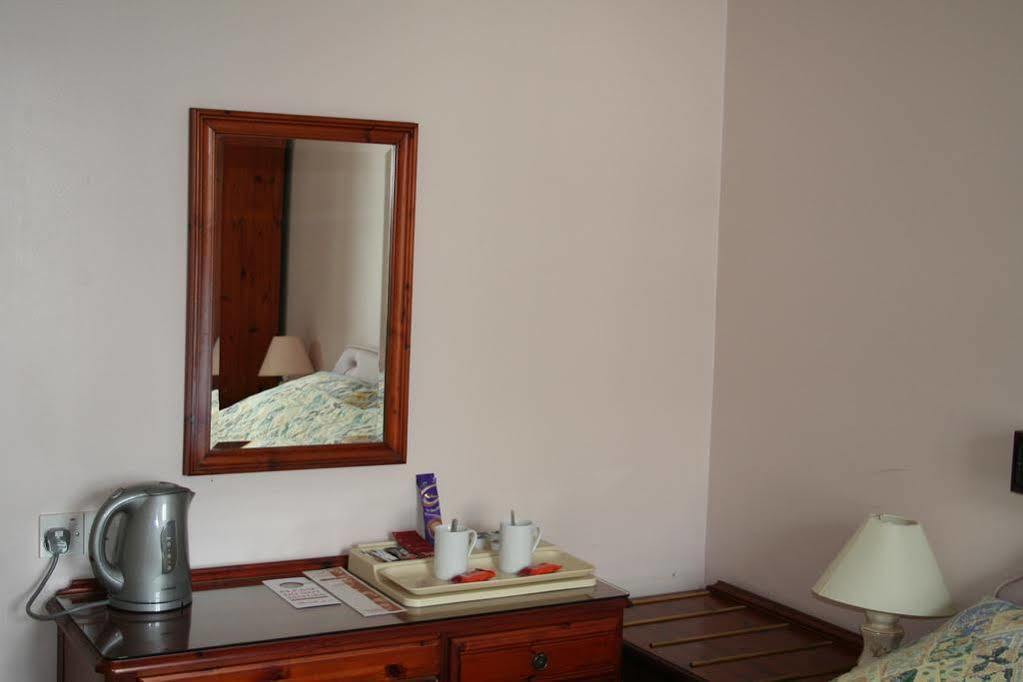 The Wootons Inn Tintagel Eksteriør billede